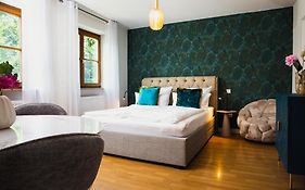 Marie - serviced Apartments an der Messe München